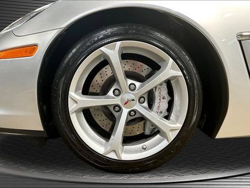 Used 2013 Chevrolet Corvette Grand Sport RWD image 26