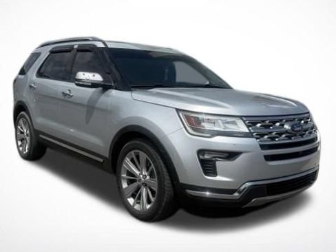 Used 2019 Ford Explorer Limited FWD image 2
