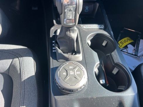 New 2025 Ford Bronco Big Bend image 12