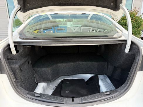 Used 2020 Ford Fusion SE FWD image 37