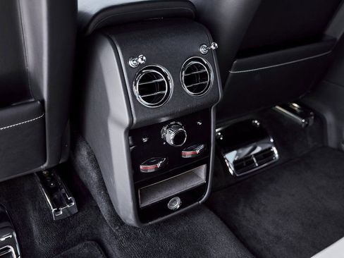 Used 2023 Rolls-Royce Cullinan AWD/4WD image 53