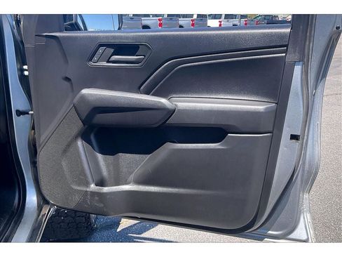 Used 2023 Chevrolet Colorado Trail Boss w/ Technology Package AWD/4WD image 26