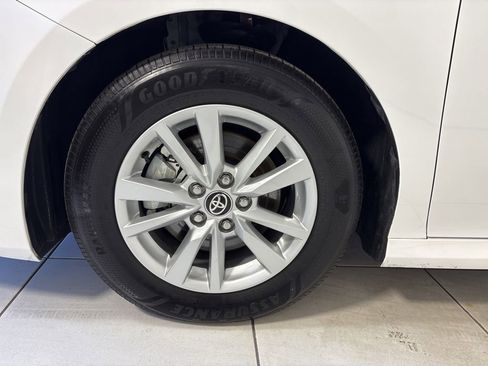 Used 2025 Toyota Camry LE image 9