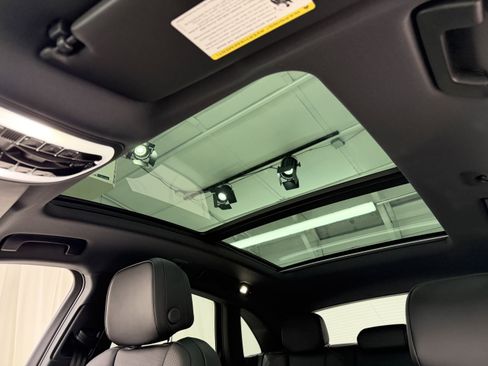 New 2026 Porsche Macan image 34