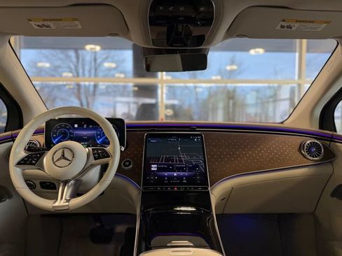 Used 2023 Mercedes-Benz EQE 350+ 4MATIC SUV w/ Exclusive Trim Package image 39