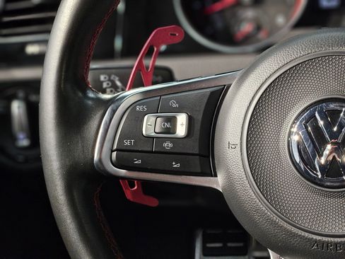 Used 2019 Volkswagen GTI Rabbit Edition image 27