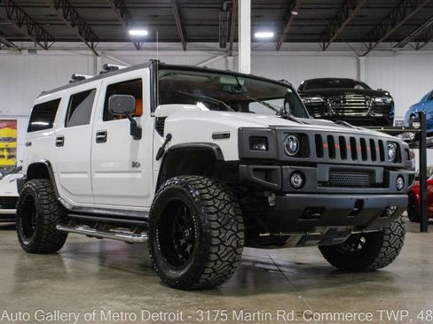 Used 2005 HUMMER H2 Base 4WD 4dr SUV w/ Preferred Equipment Group image 10