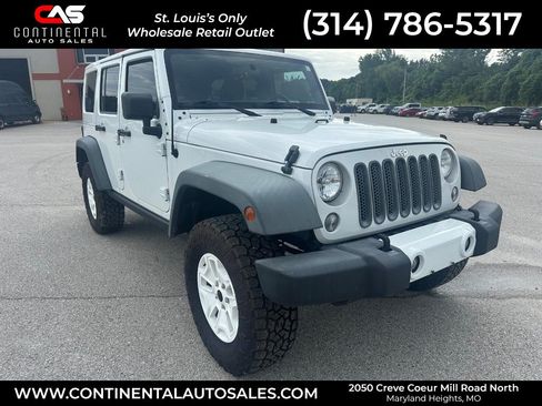 Used 2015 Jeep Wrangler Unlimited Sport AWD/4WD image 1