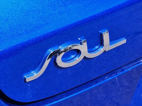 Certified 2021 Kia Soul GT-Line FWD image 11