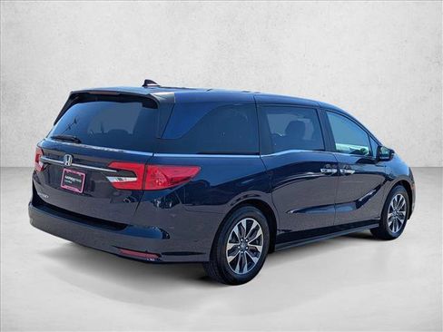 Used 2023 Honda Odyssey EX-L image 5