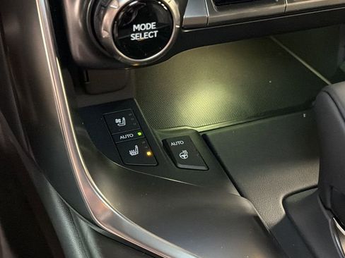 New 2025 Lexus LX 700h Luxury image 25