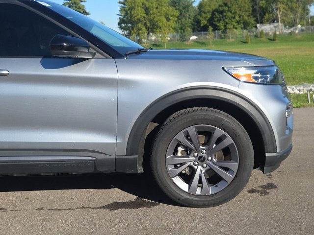 Used 2023 Ford Explorer ST-Line AWD/4WD image 4