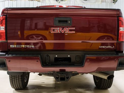 Used 2017 GMC Sierra 2500 Denali AWD/4WD image 6