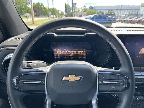 Certified 2023 Chevrolet Colorado LT AWD/4WD image 15