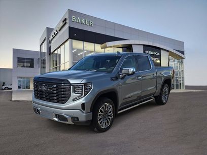 New 2026 GMC Sierra 1500 Denali Ultimate w/ LPO, Black Badging Package