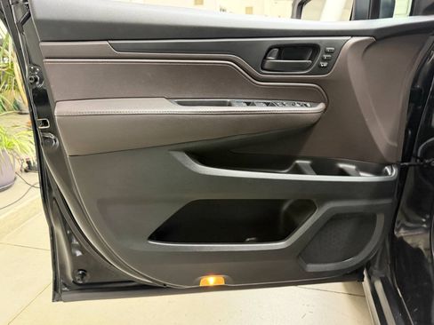 Used 2018 Honda Odyssey EX-L image 10