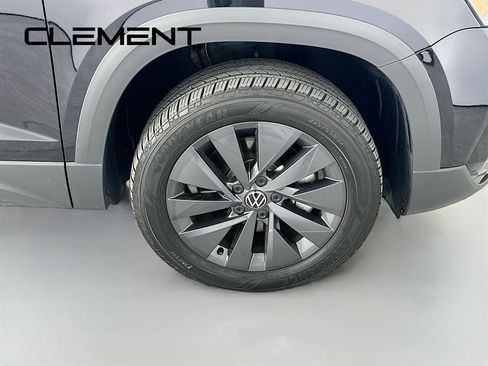 Used 2024 Volkswagen Taos S FWD image 30
