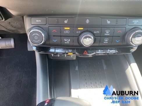 Used 2025 Dodge Durango R/T w/ Blacktop Package AWD/4WD image 42