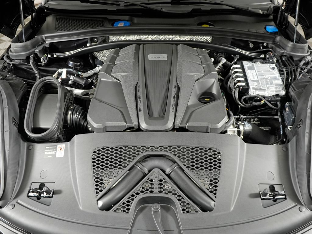 Used 2026 Porsche Macan S AWD/4WD image 41