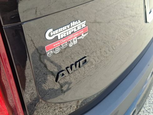 Used 2022 Kia Telluride SX w/ SX Prestige Package image 16