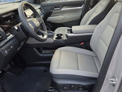 New 2026 GMC Terrain Elevation w/ Elevation Premium Package image 9