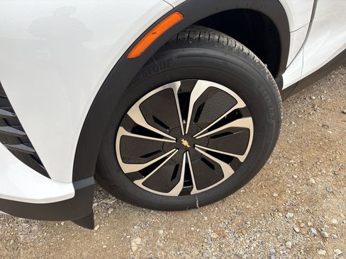 New 2026 Chevrolet Blazer EV LT FWD image 13