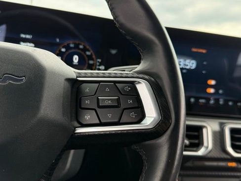Used 2025 Ford Mustang Premium RWD image 7