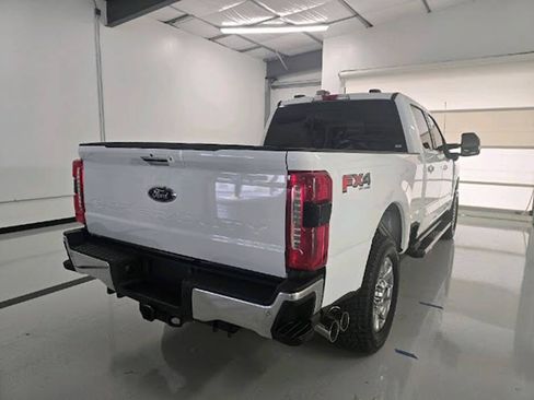 Used 2023 Ford F250 Lariat w/ Chrome Package AWD/4WD image 6