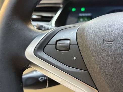 Used 2014 Tesla Model S P85 image 15
