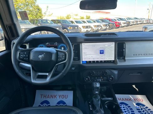 New 2025 Ford Bronco Outer Banks image 15