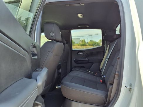 New 2026 GMC Canyon Elevation w/ Convenience Package image 13