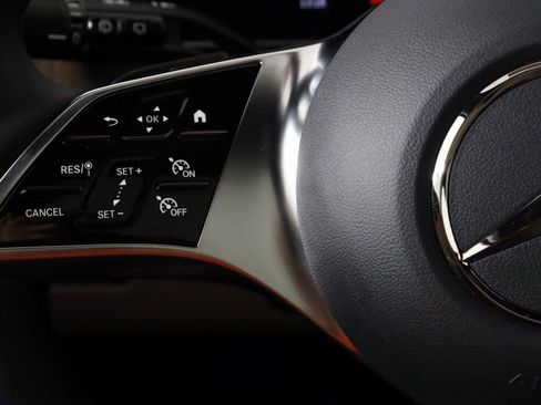 Certified 2025 Mercedes-Benz GLC 300 4MATIC image 19