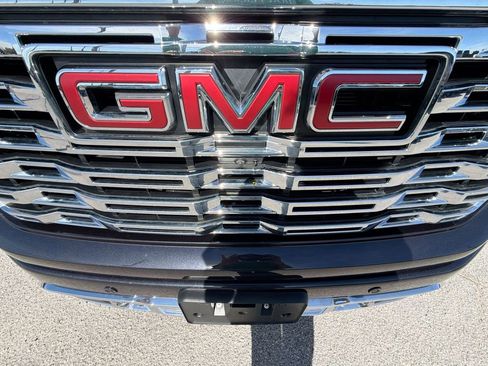Certified 2023 GMC Sierra 1500 Denali image 33