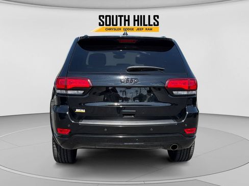 Used 2020 Jeep Grand Cherokee Altitude AWD/4WD image 4