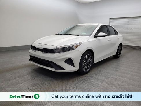 Used 2022 Kia Forte LXS image 1