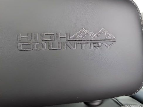 Used 2019 Chevrolet Silverado 1500 High Country w/ Technology Package image 25