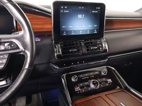 Used 2020 Lincoln Navigator Reserve w/ Luxury Package AWD/4WD image 5