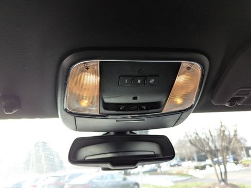 Used 2014 Jeep Grand Cherokee Limited image 25