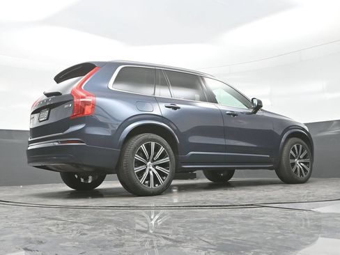 Used 2023 Volvo XC90 B5 Core w/ Protection Package Premier AWD/4WD image 29