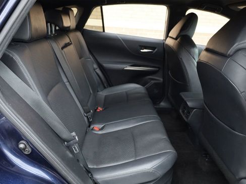 Used 2022 Toyota Venza Limited image 25