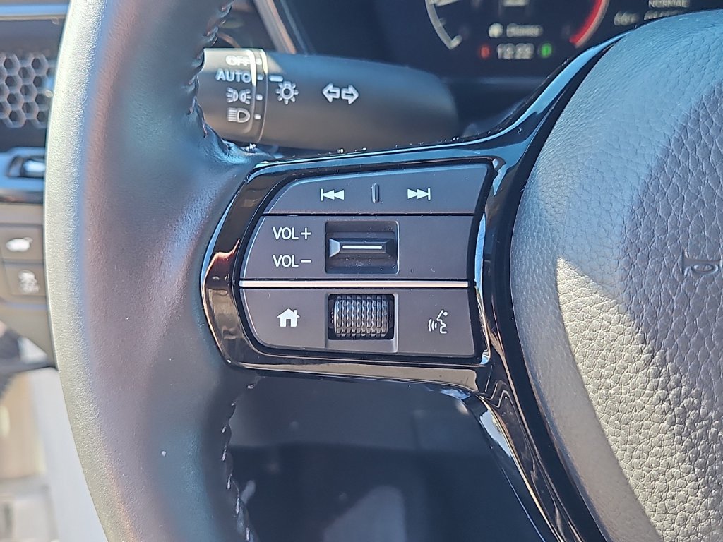 Used 2025 Honda CR-V EX-L image 25