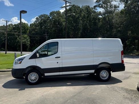 Used 2025 Ford Transit 150 Low Roof AWD image 6