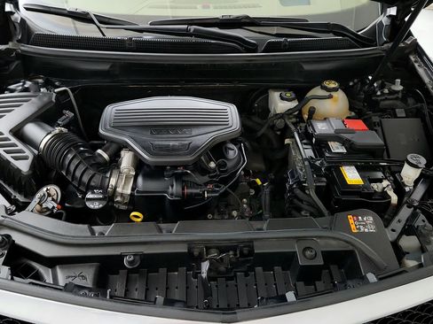 Used 2022 Cadillac XT5 Sportv w/ Platinum Package AWD/4WD image 28