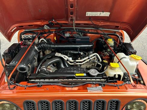 Used 2000 Jeep Wrangler Sport AWD/4WD image 9