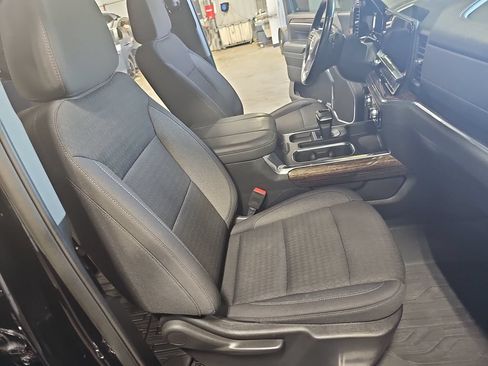 Used 2024 GMC Sierra 1500 Elevation w/ Preferred Package AWD/4WD image 10