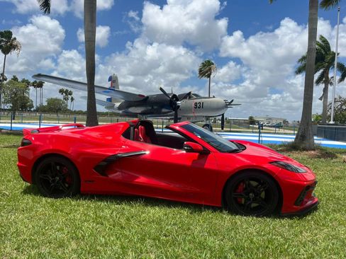 Used 2023 Chevrolet Corvette Stingray Convertible w/ Z51 Performance Package RWD image 10