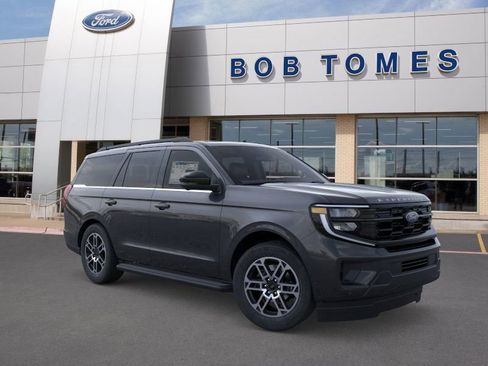 New 2025 Ford Expedition Active AWD/4WD image 9