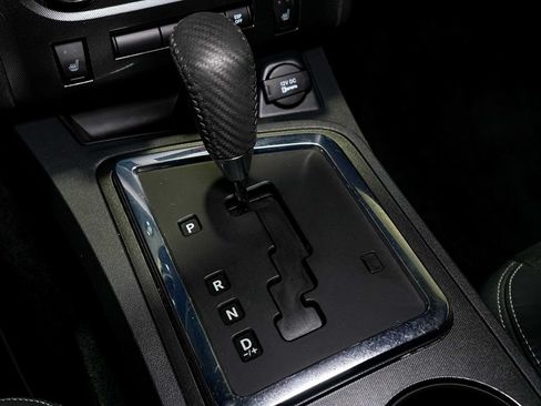 Used 2008 Dodge Challenger SRT8 RWD image 26