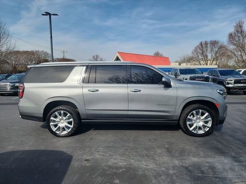 Certified 2023 Chevrolet Suburban High Country AWD/4WD image 9