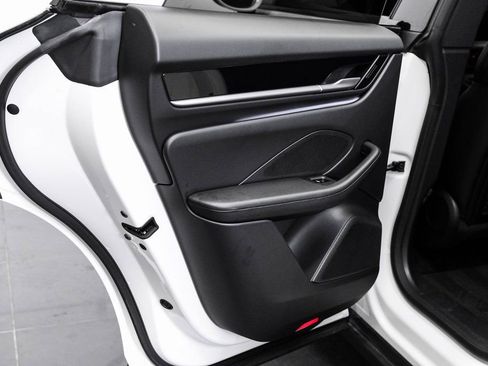 Used 2024 Porsche Macan 4 Electric image 46